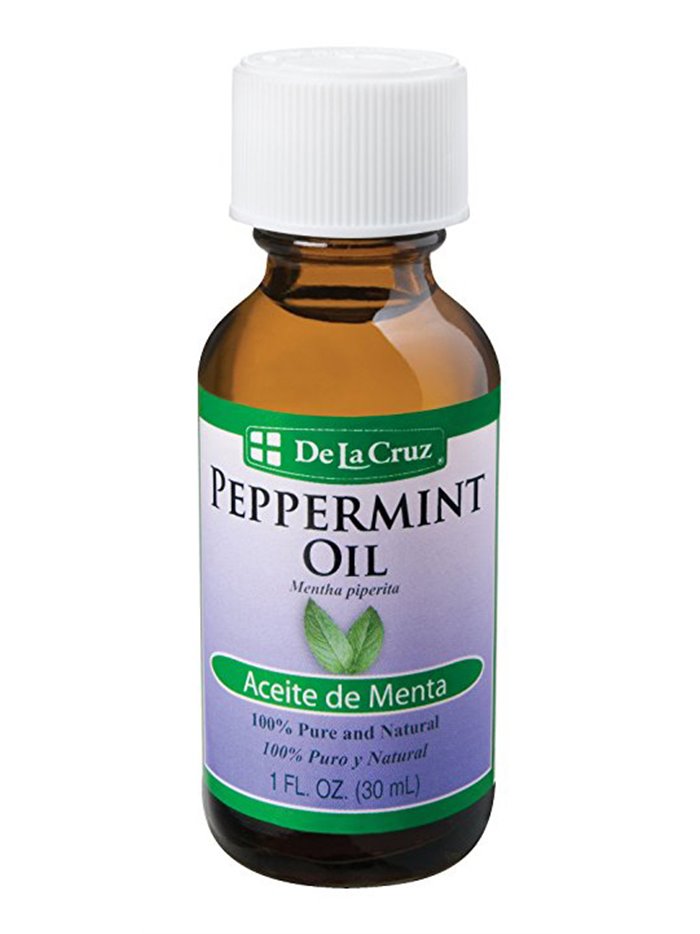 14366 - De La Cruz Peppermint Oil - 1 fl. oz. - Box:  - Loc: L1