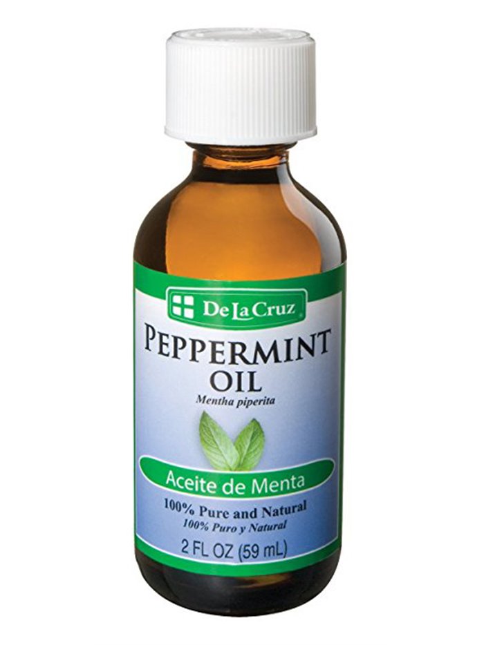 14368 - De La Cruz Peppermint Oil - 2 fl. oz. - Box:  - Loc: L2