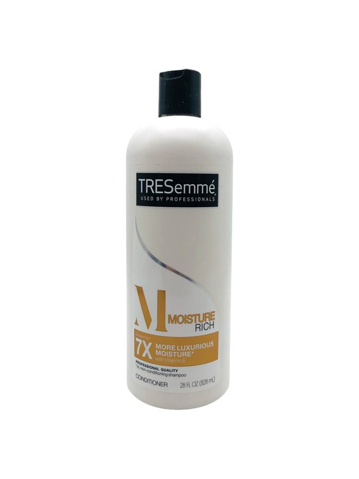 23042 - Tresemme Conditioner Moisture Rich 28fl-828ml - Box:  - Loc: I2
